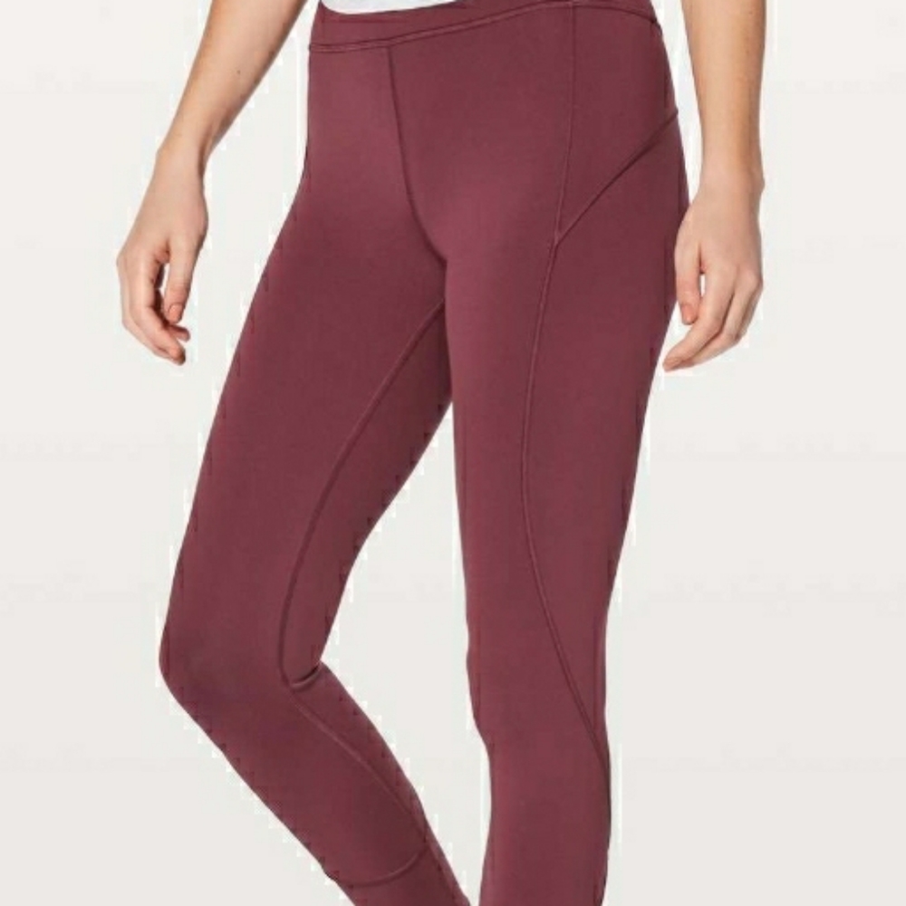 In Movement 7/8 Legging